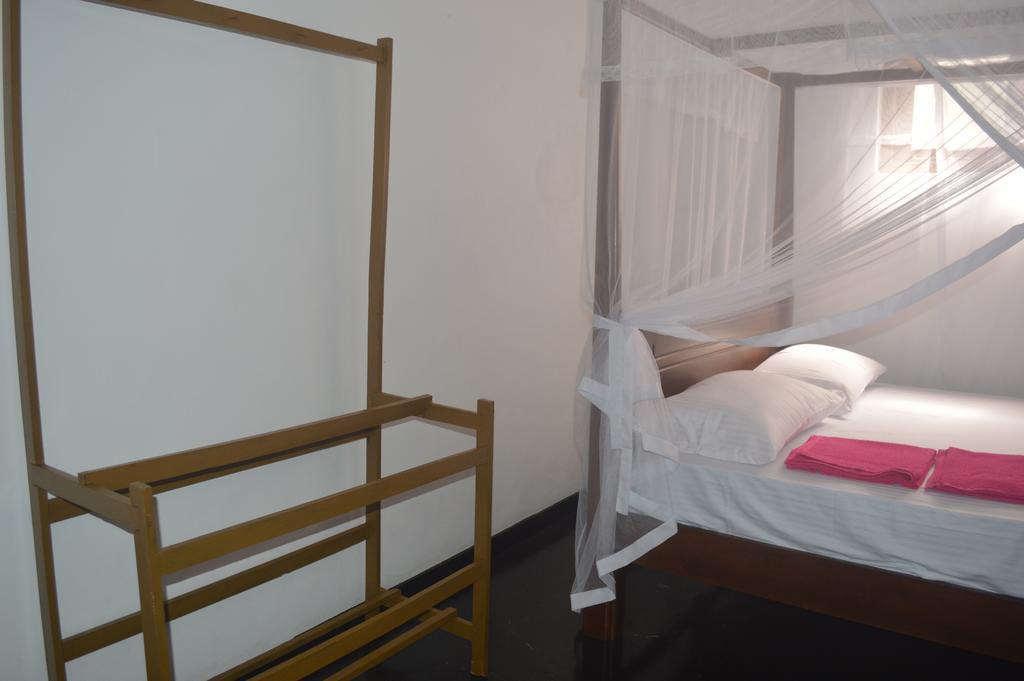 Chamod Holiday Home Tangalle Exterior foto