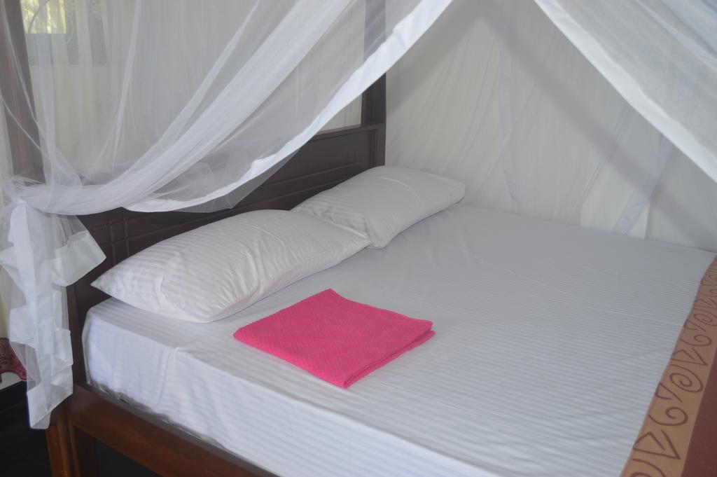 Chamod Holiday Home Tangalle Exterior foto
